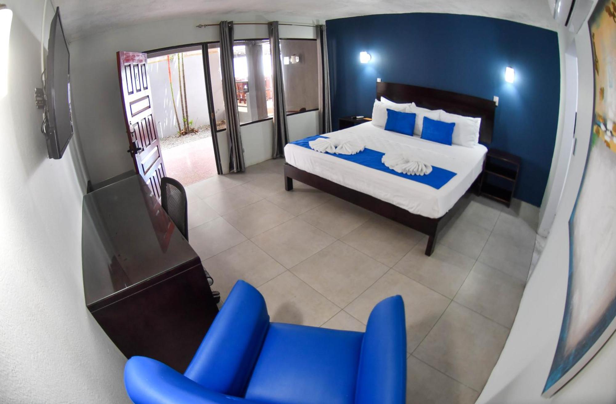 Republik Hotel, Bistro And Nightclub On Site Jaco Ngoại thất bức ảnh