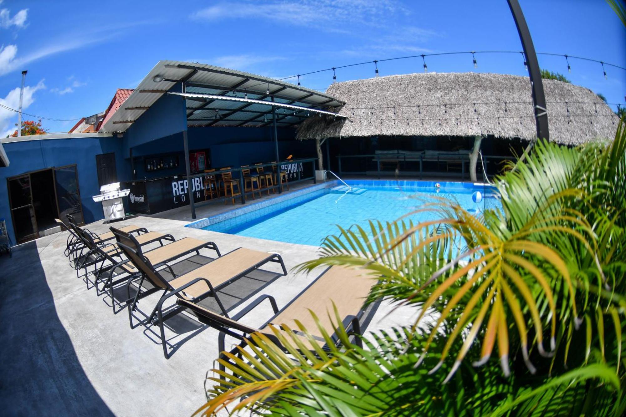 Republik Hotel, Bistro And Nightclub On Site Jaco Ngoại thất bức ảnh